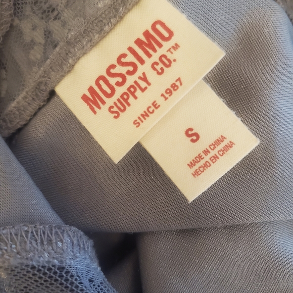 MOSSIMO GREY VELVET BODYSUIT- Size S🛼 - Picture 3 of 3